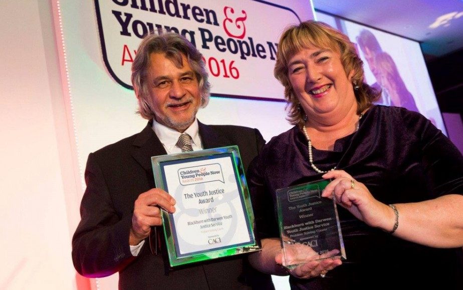 Pioneering ‘problem solving’ youth court scoops national award