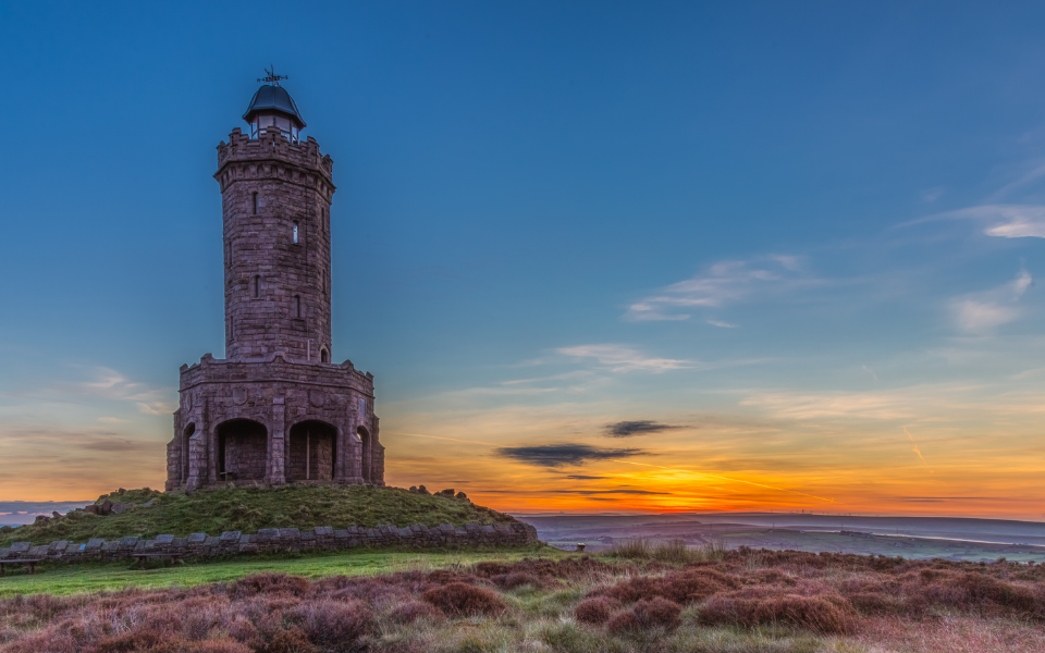 Last chance to nominate in Darwen Tower beacon lighting competition!