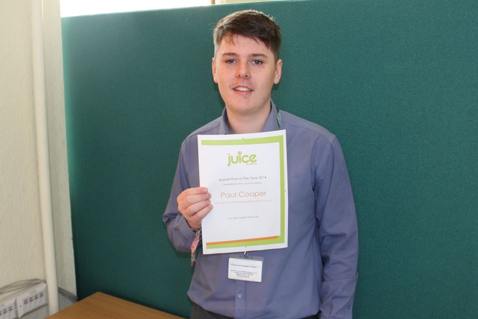 Apprentice celebrated with award