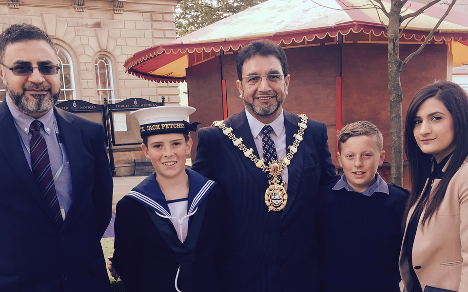 Flag raising to mark Merchant Navy Day