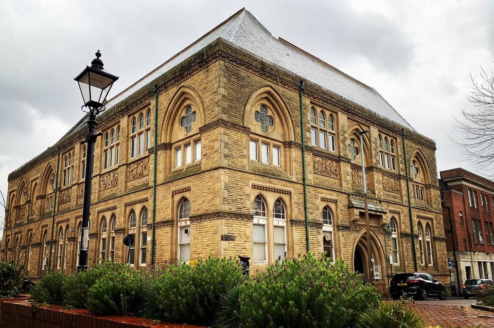 Funding announced for new roof at Blackburn Museum and Art Gallery