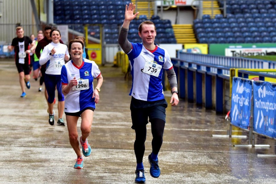 Sign up on the day for Blackburn 10k